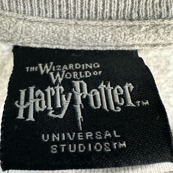 Harry Potter Gryffindor Sweatshirt Universal Studios Collegiate Letter Size XS - Picture 5 of 6
